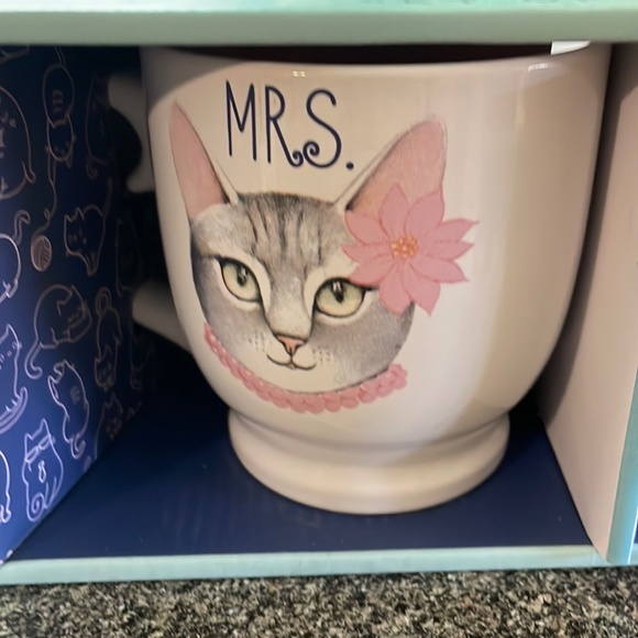 MR. AND MRS. CAT COFFEE MUG SET - Picture 5 of 5
